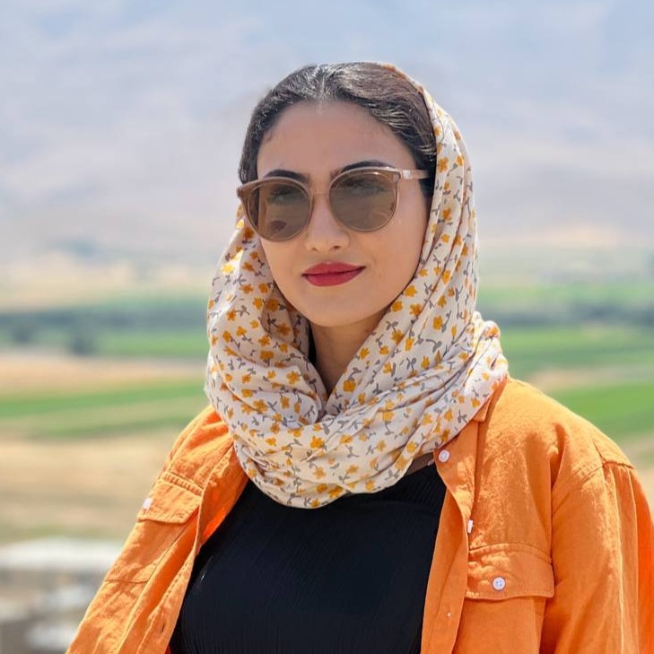 مهشید عزیزی